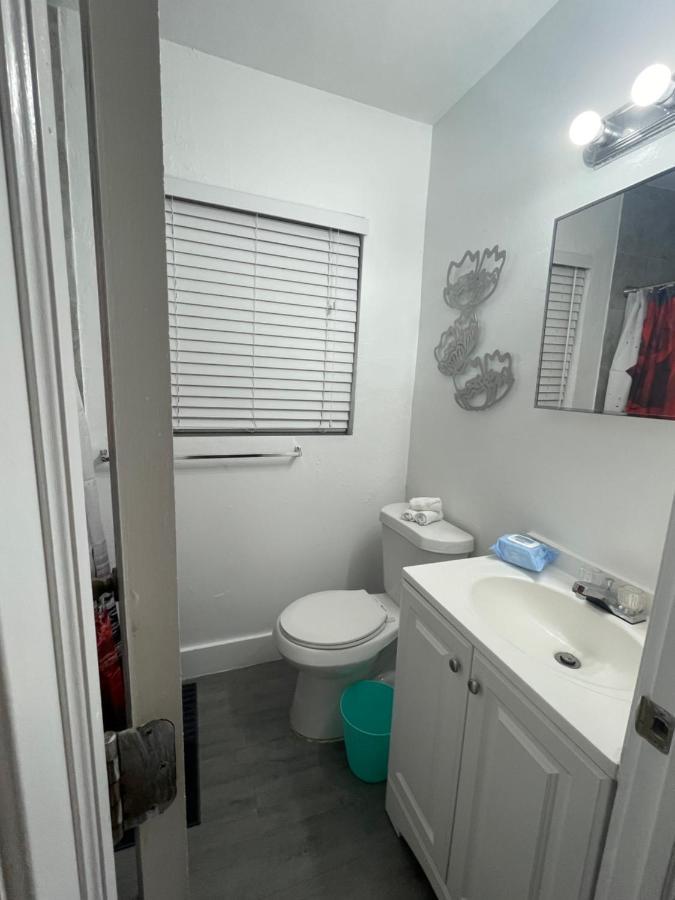 Trendy Pads In Hollywood Apartment Екстериор снимка