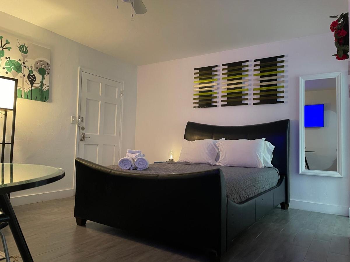 Trendy Pads In Hollywood Apartment Екстериор снимка